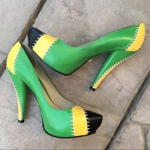 L.A.M.B Daryl color block heels 7.5